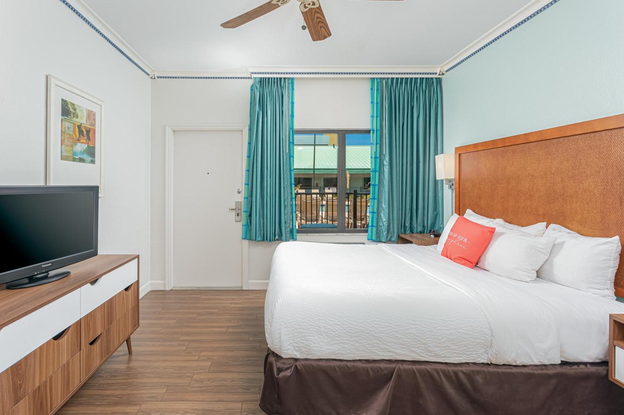 Beachside Hotel And Suites شاطئ كوكوا المظهر الخارجي الصورة