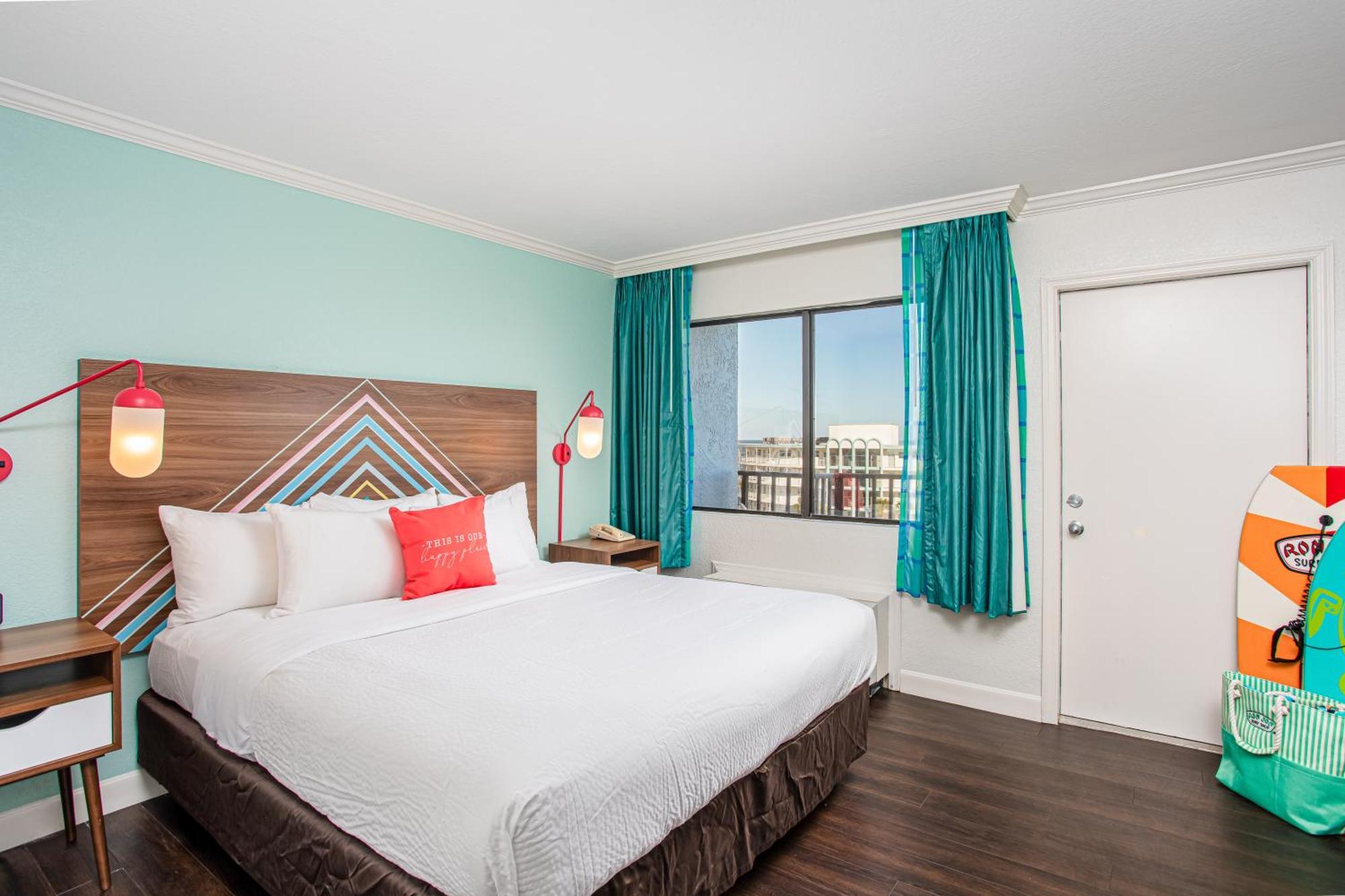 Beachside Hotel And Suites شاطئ كوكوا المظهر الخارجي الصورة