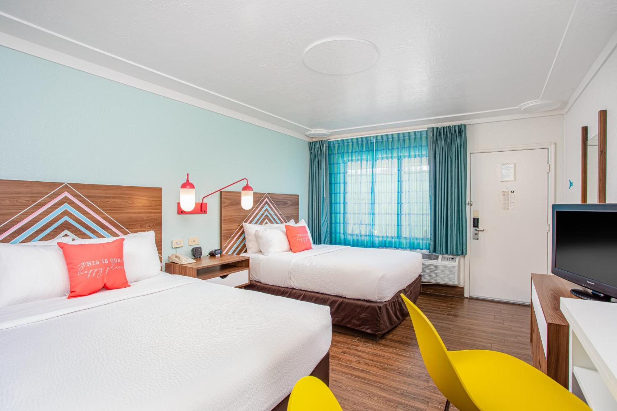 Beachside Hotel And Suites شاطئ كوكوا المظهر الخارجي الصورة