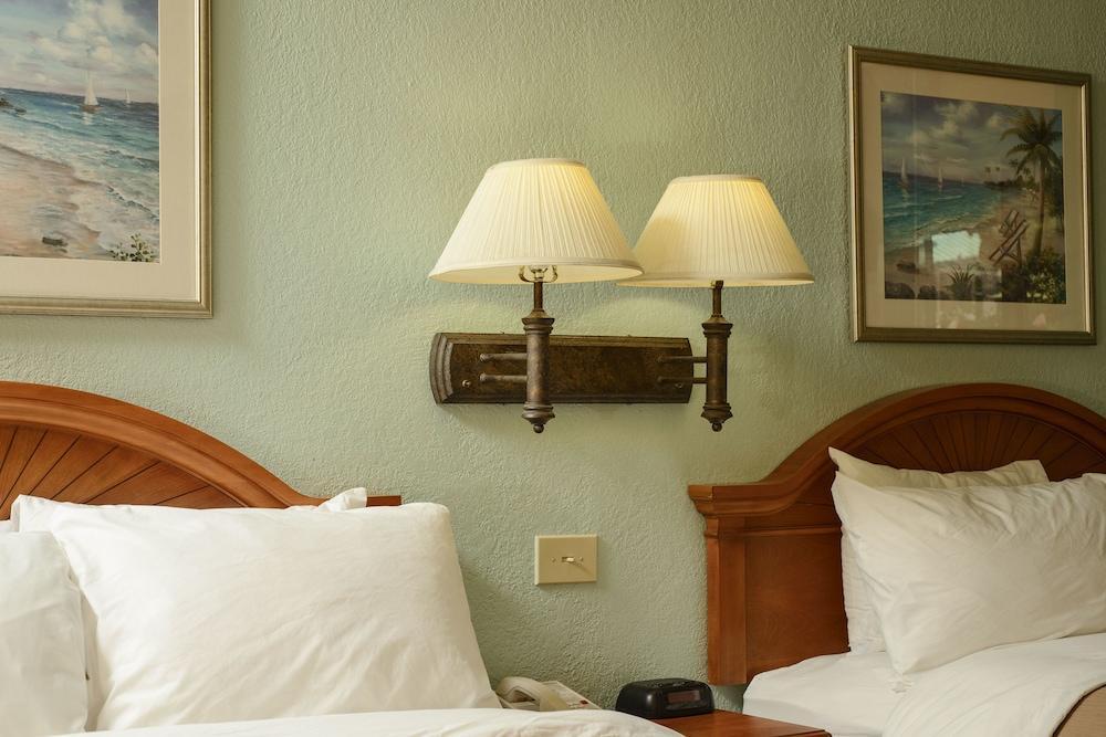 Beachside Hotel And Suites شاطئ كوكوا المظهر الخارجي الصورة
